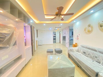Building Lobby in 3 BHK Villa at Dera Mandi – for Rent