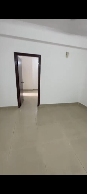 Room in 2 BHK Apartment at Saviour Green Arch, Tech Zone 4 Greater Noida – for Sale