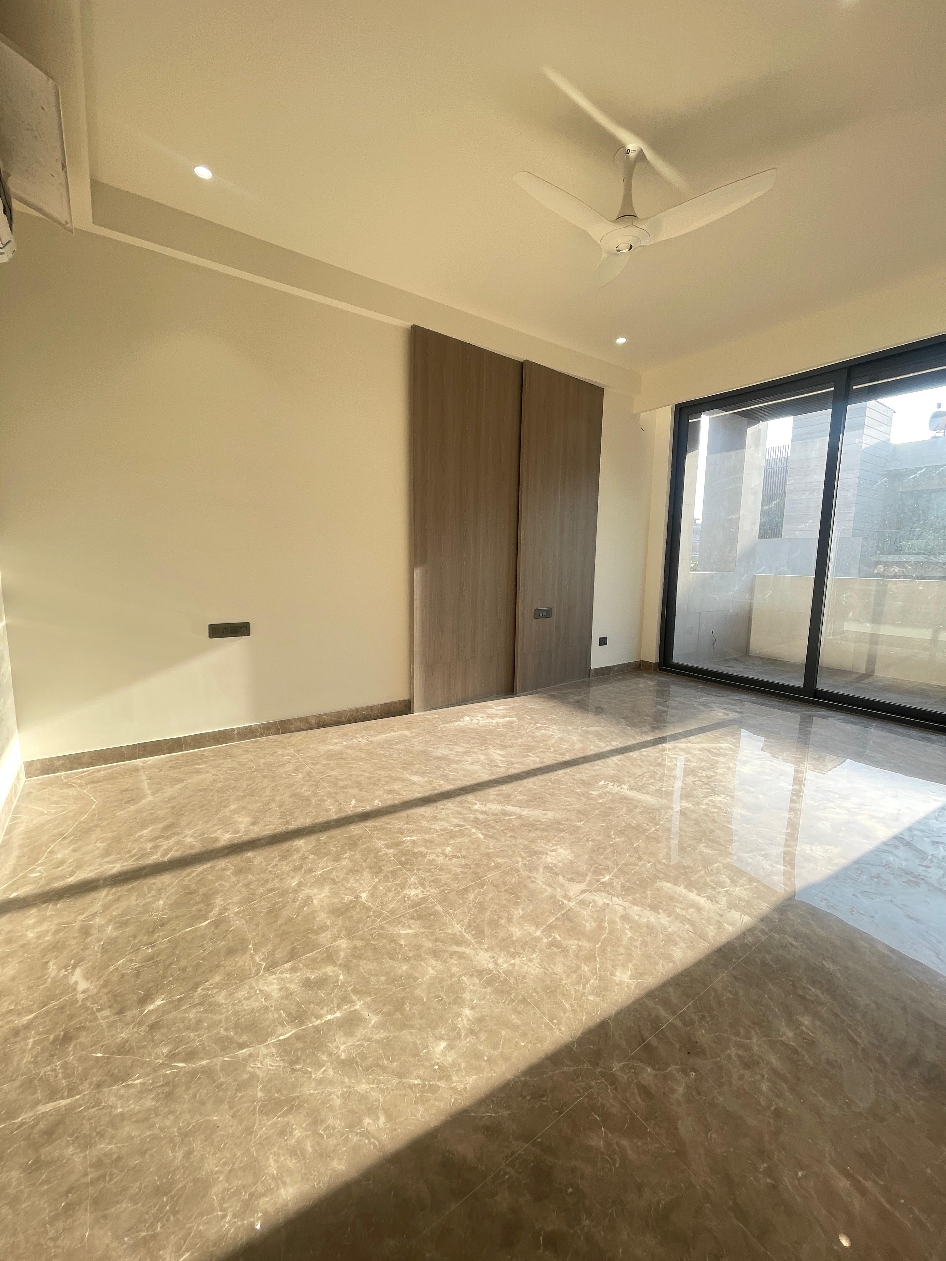 3.5 BHK + Pooja Room,Servant Room,Study Room Builder Floor For Sale in Sector 65