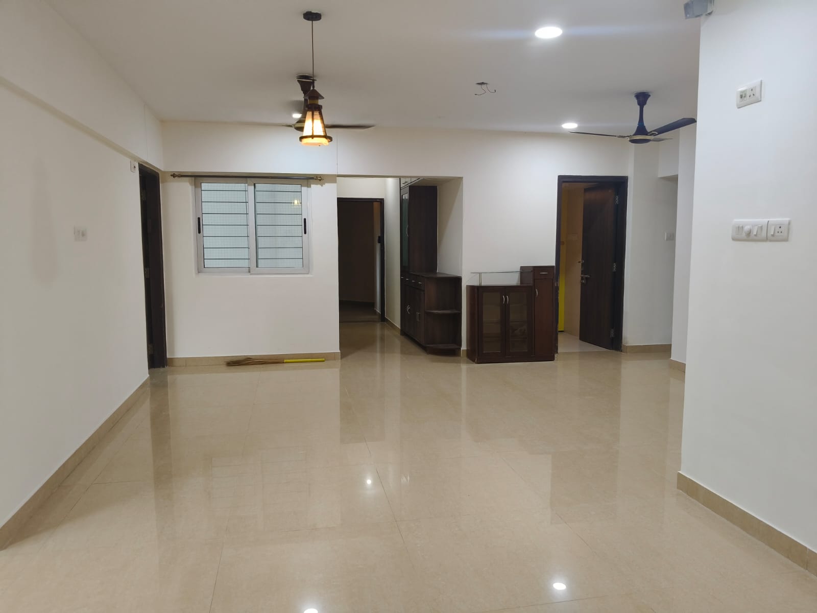3 BHK + Servant Room Apartment For Rent in Lokhandwala Whispering Palms XXclusives