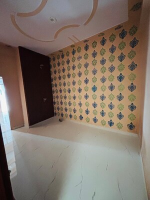 Team Area in 2 BHK Villa at Kalwar Road – for Sale