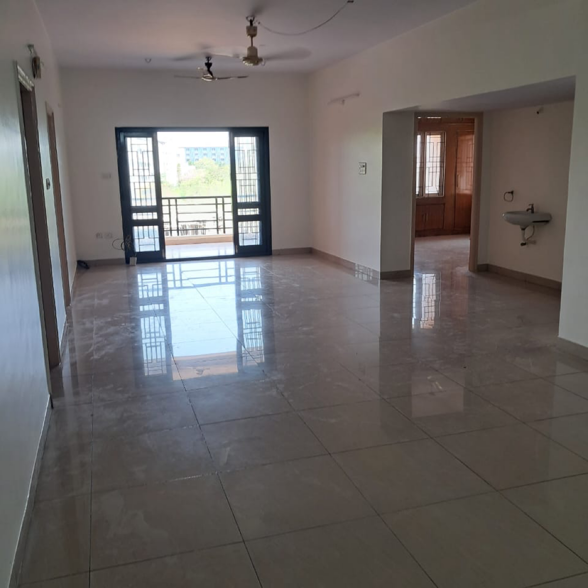3 BHK Apartment For Sale in Amsri Central Court