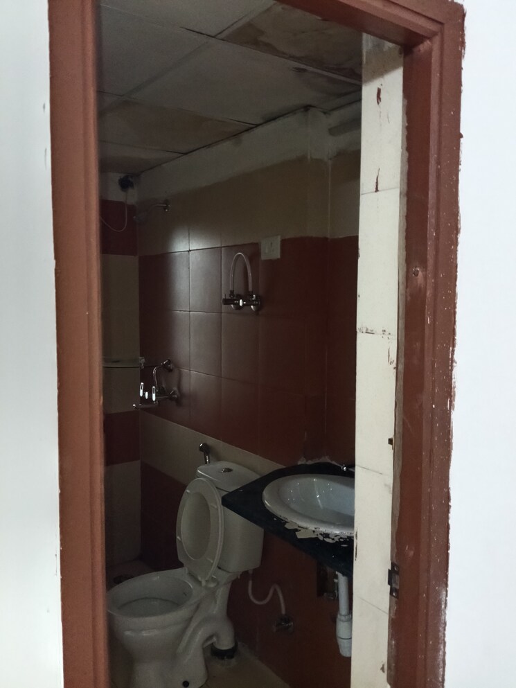 Kitchen, mahagun-mywoods 3 Bedroom 1240 Sq.Ft. Apartment In Sector 16c Greater Noida Greater Noida 9033485