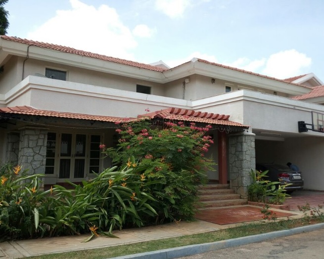 4 BHK + Servant Room Villa For Rent in Prestige Ozone