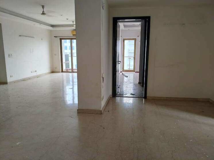 Room, tgb-meghdutam 4 Bedroom 3350 Sq.Ft. Apartment In Sector 50 Noida 9033533