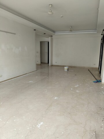 Room in 4 BHK Apartment at TGB Meghdutam, Sector 50 – for Rent