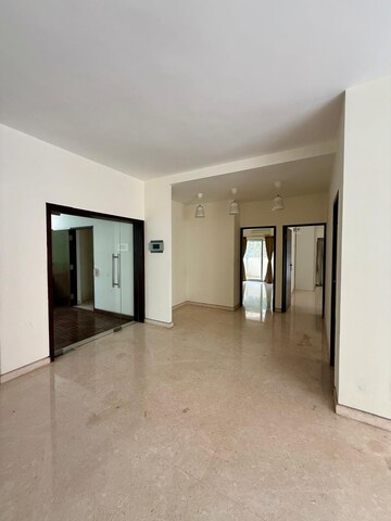 Room in 3 BHK Apartment at Sadashiva Nagar – for Rent