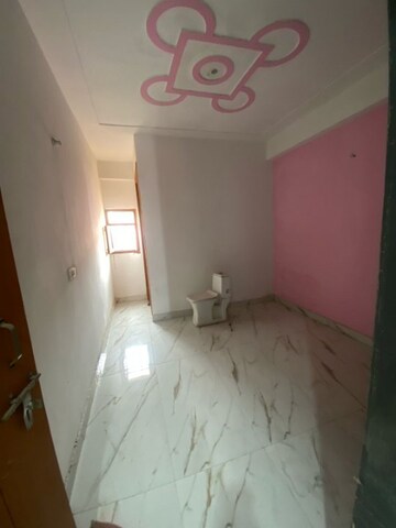 Room in 3 BHK Builder Floor at ABCZ East Sapphire, Sector 45 – for Rent