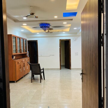 Room in 3 BHK Apartment at Uninav Bliss, Raj Nagar Extension – for Rent