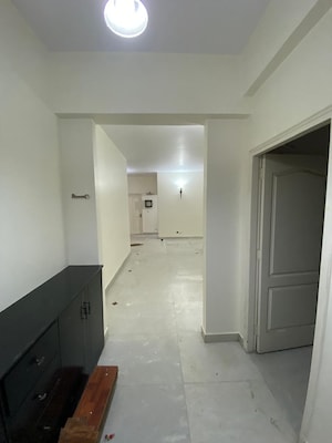 Kitchen in 4 BHK Apartment at Eldeco Ananda, Sector 48 – for Rent