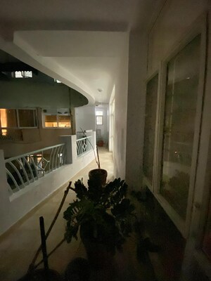 Parking in 4 BHK Apartment at Eldeco Ananda, Sector 48 – for Rent