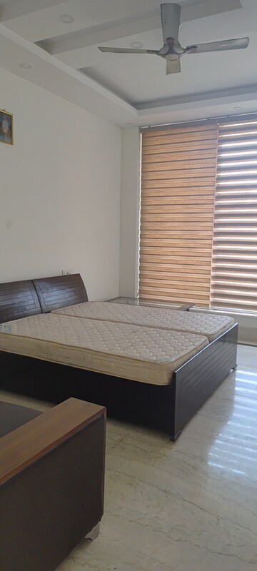 Bedroom in 2 BHK Builder Floor at Sinaula – for Rent