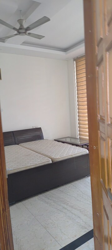 Bedroom in 2 BHK Builder Floor at Sinaula – for Rent