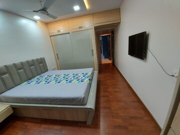 Bedroom in 2 BHK Apartment at Luv Kush Tower, Chembur – for Rent