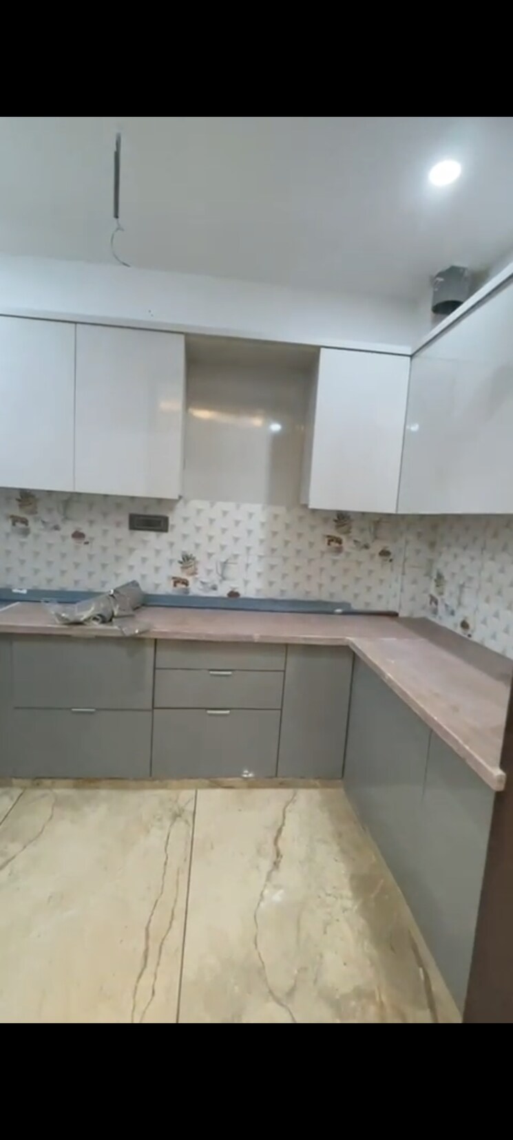 Kitchen, harit-vihar-rwa 3 Bedroom 810 Sq.Ft. Builder Floor In Burari Delhi 9033652
