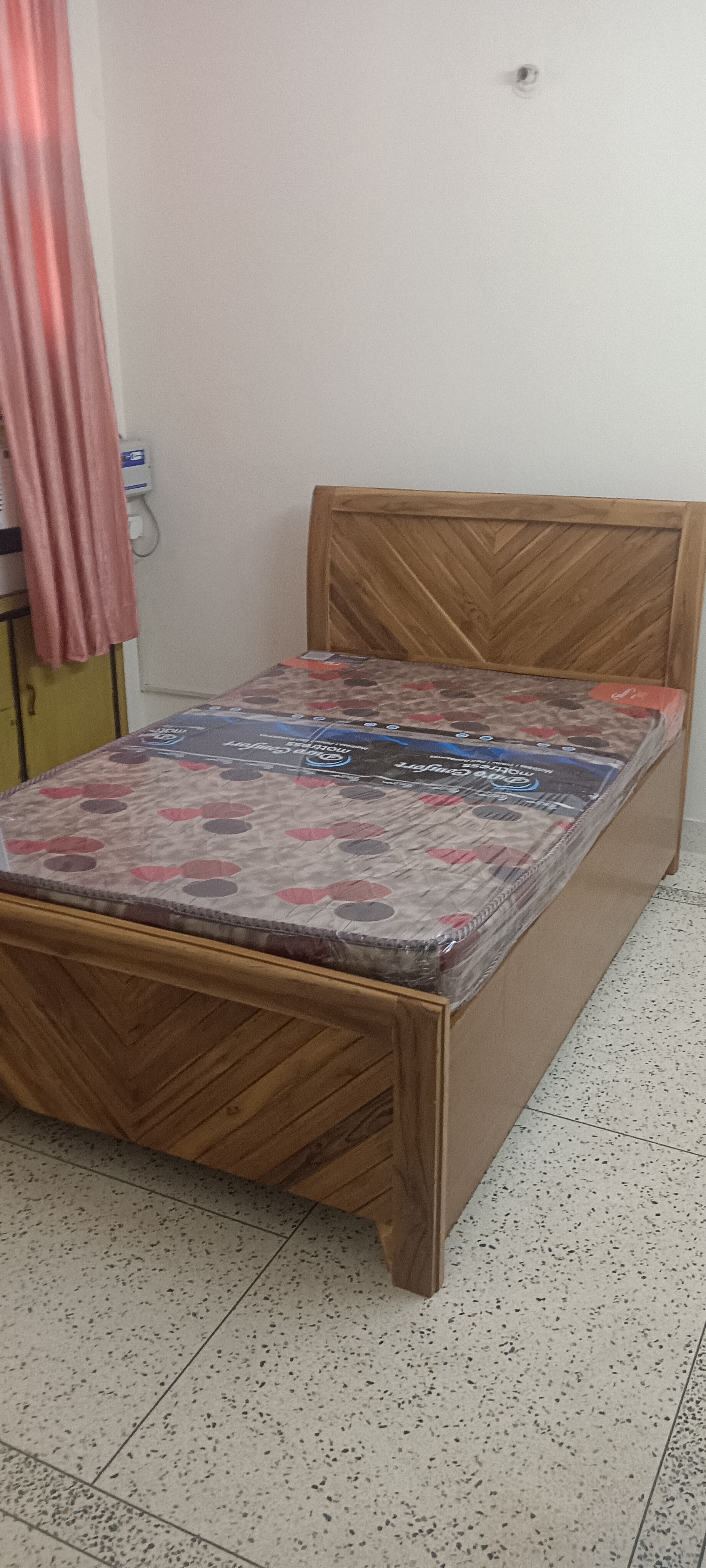 2.5 BHK + Servant Room 1225 Sq.Ft. Apartment in Bhagirathi Apartment