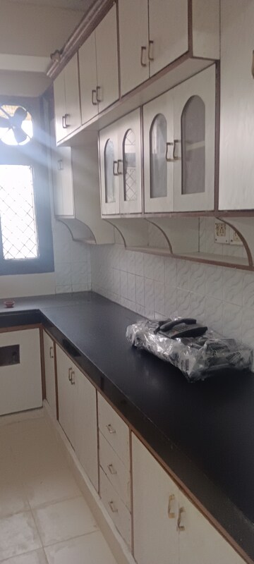 Kitchen in 2.5 BHK Apartment at Bhagirathi Apartment, Sector 62 – for Rent