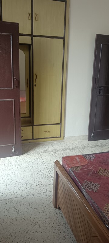 Building Lobby in 2.5 BHK Apartment at Bhagirathi Apartment, Sector 62 – for Rent
