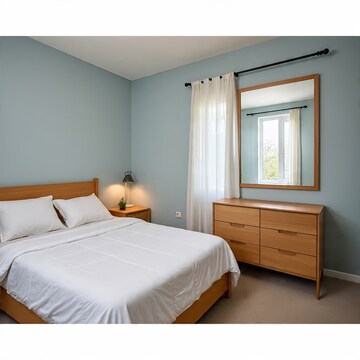 Bedroom in 2 BHK Apartment at Railway Road  – for Rent