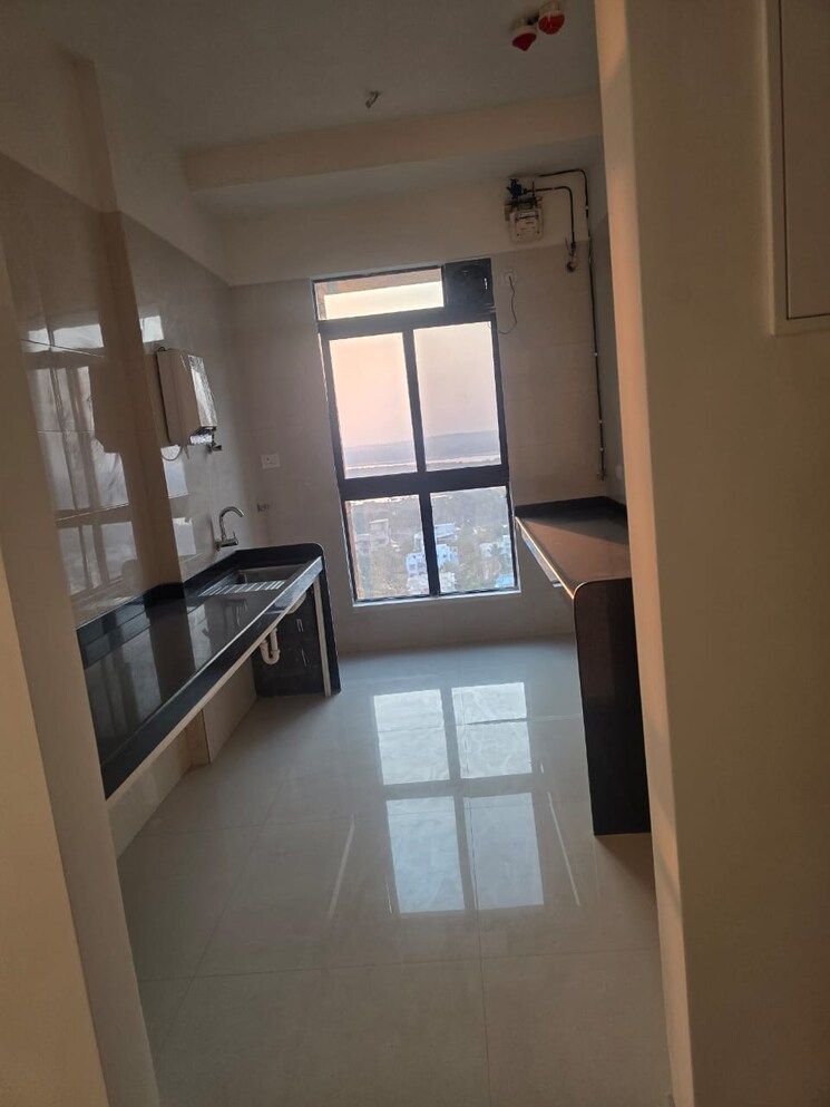 Kitchen, parker-white-lily 3 Bedroom 1750 Sq.Ft. Apartment In Sector 8 Sonipat 9033698