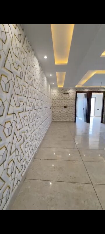 Bathroom in 3 BHK Builder Floor at Himgiri Enclave, Burari – for Sale