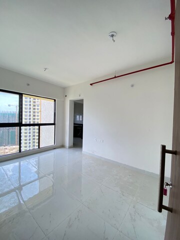 Room in 1 BHK Apartment at Runwal Gardens Phase I, Dombivli East – for Rent