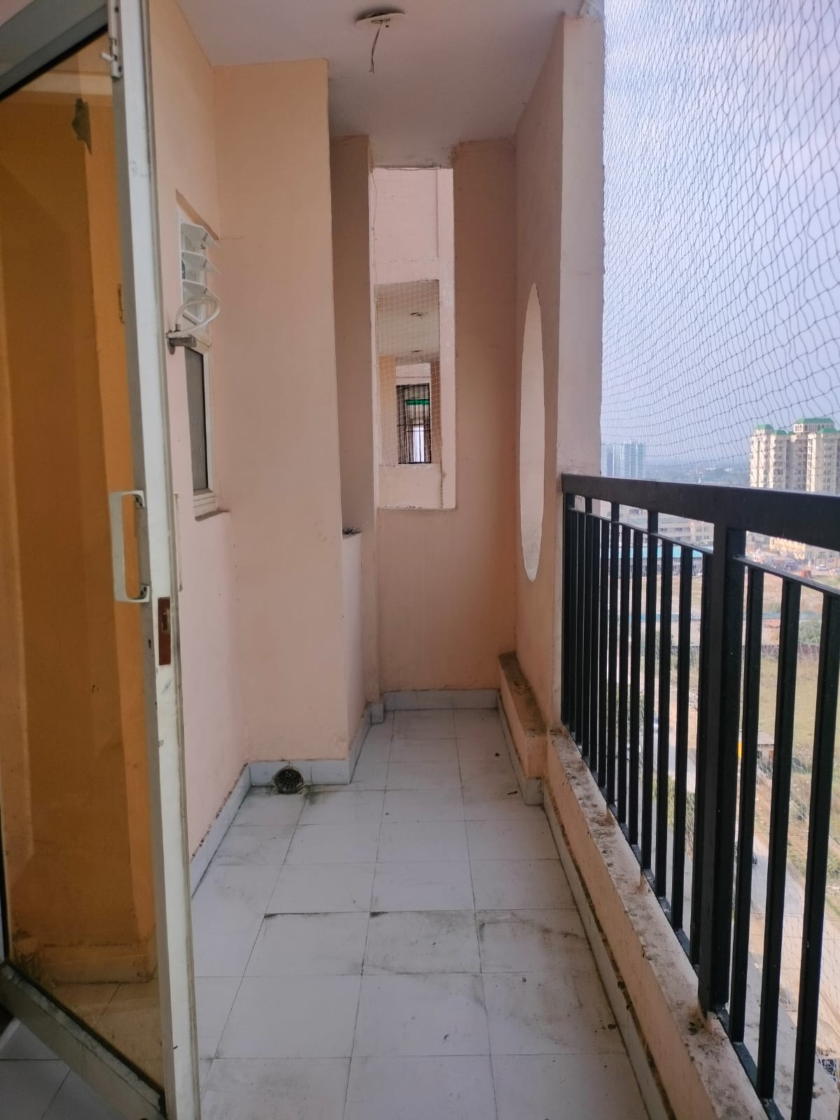 2 BHK + Extra Room Apartment For Rent in KW Srishti