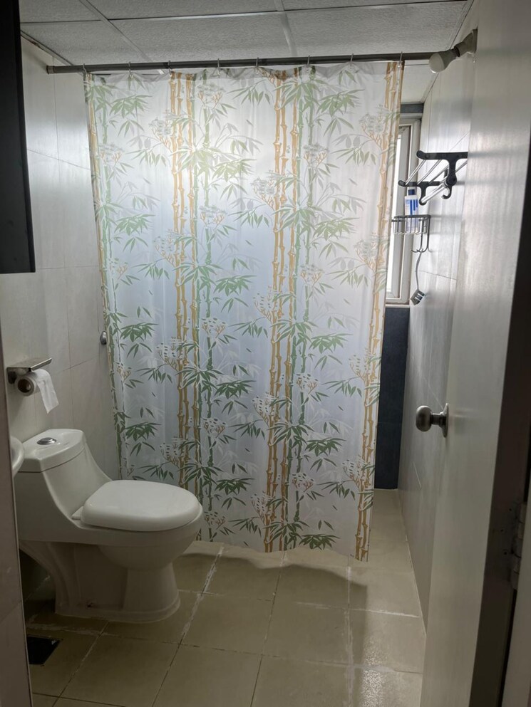 Bathroom, salarpuria-sattva-greenage 3 Bedroom 1620 Sq.Ft. Apartment In Hosur Road Bangalore 9033745