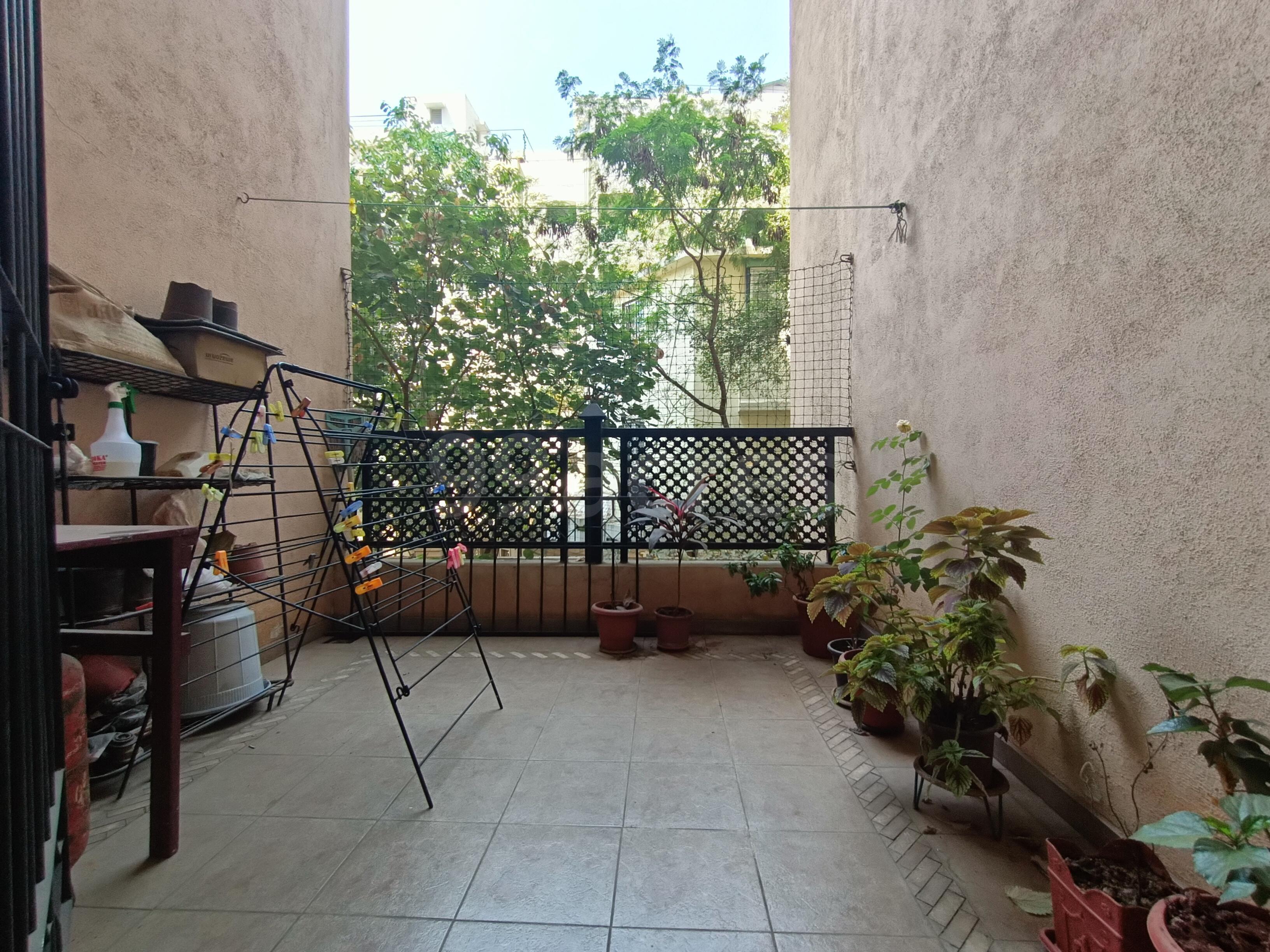 3 BHK + Extra Room Apartment For Sale in Shroff Aureta