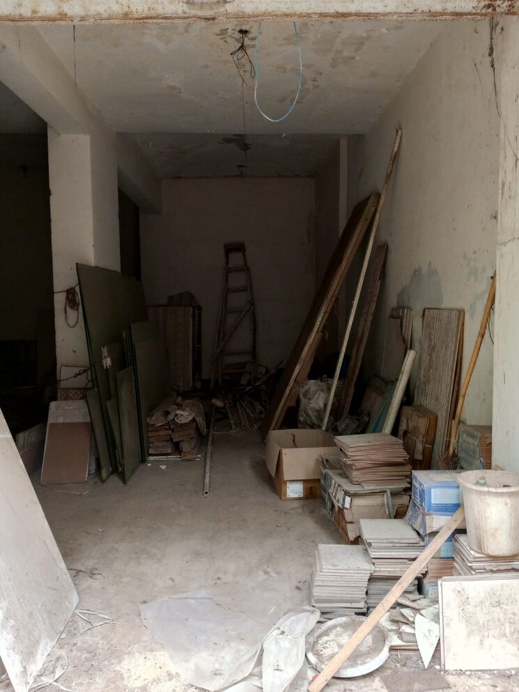 Bathroom, bhansali-shantinagar-chs Commercial Shop 558 Sq.Ft. In Kondhwa Budruk Pune 9033843