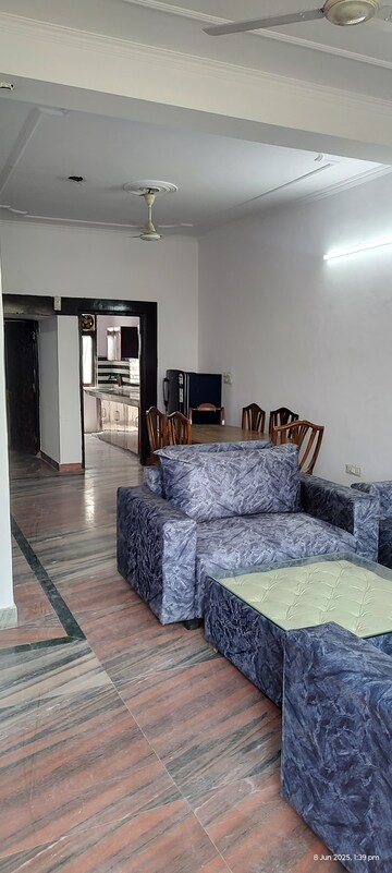 2 BHK Apartment For Rent in Gaur City 2 - 14th Avenue, Sector 16c Greater Noida