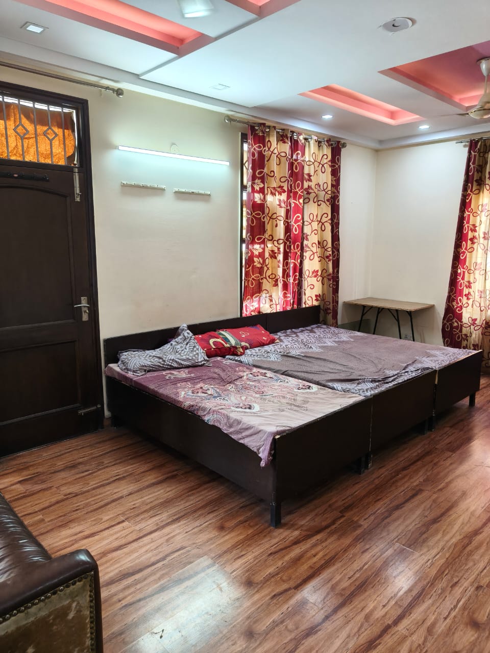 2 BHK Apartment For Rent in Gaur City 2 - 14th Avenue