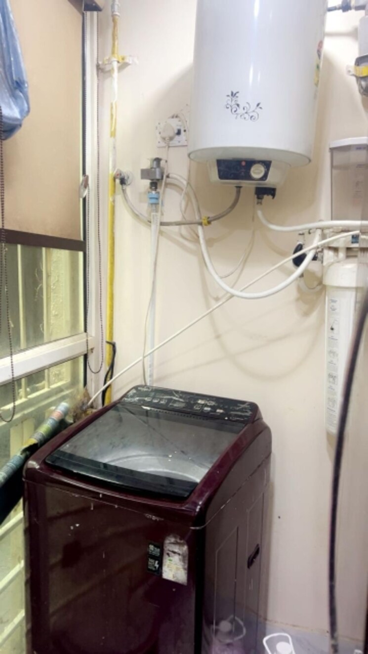 Kitchen, paras-seasons 3.5 Bedroom 1695 Sq.Ft. Apartment In Sector 168 Noida 9034082