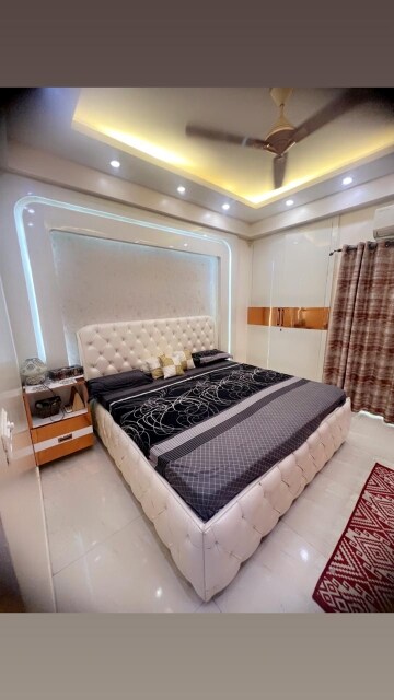 Bedroom in 3.5 BHK Apartment at Paras Seasons, Sector 168 – for Rent