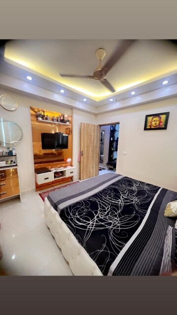 Furnished Amenities in 3.5 BHK Apartment at Paras Seasons, Sector 168 – for Rent