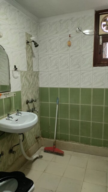 Attached Bathroom in 3 BHK Apartment at Sector 12 Dwarka – for Rent