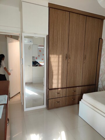 Bedroom in 2 BHK Apartment at Bandra West – for Rent