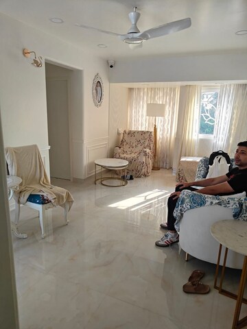 Living Room in 2 BHK Apartment at Bandra West – for Rent