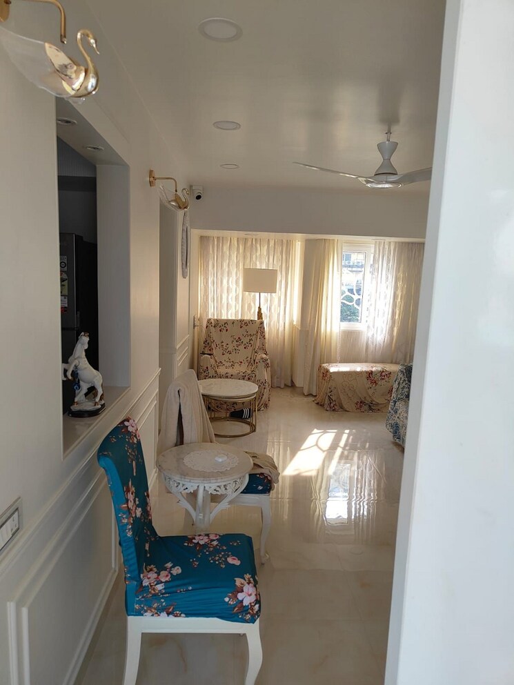 Living Room, bandra west 2 Bedroom 750 Sq.Ft. Apartment In Bandra West Mumbai 9034060