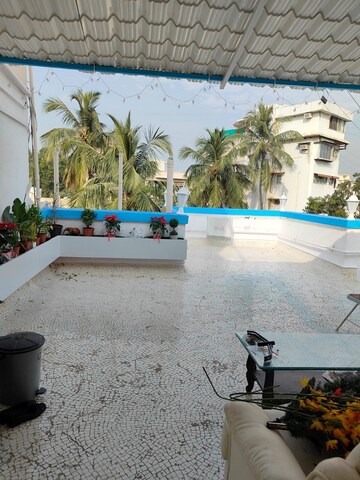 2 BHK Apartment – Exterior View View at Bandra West - for Rent