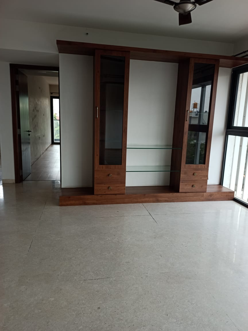 4 BHK + Servant Room 3540 Sq.Ft. Apartment in Pramuk MM Meridian