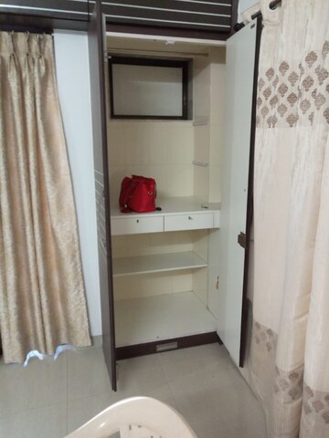 Bedroom in 2 BHK Apartment at Woodland Avenue, Kothrud – for Rent