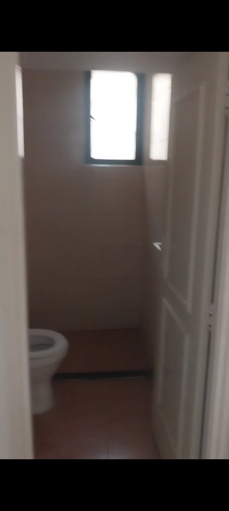 Bathroom, hiranandani-estate-windsor 2 Bedroom 800 Sq.Ft. Apartment In Ghodbunder Road Thane 9034099