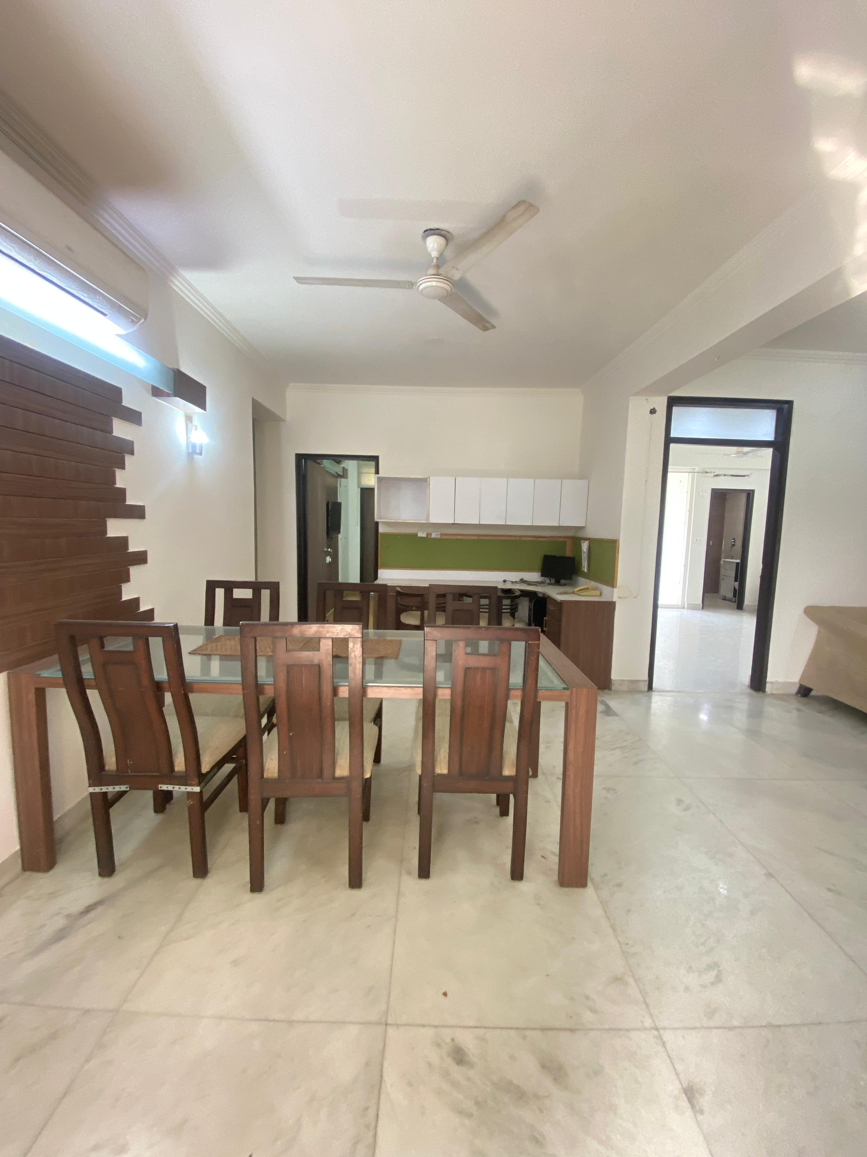 3 BHK + Servant Room Apartment For Rent in Sector 5 Dwarka