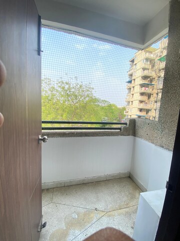 Bedroom in 3 BHK Apartment at Sector 5 Dwarka – for Rent