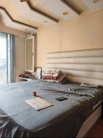 Bedroom in 2 BHK Apartment at Andheri West – for Rent