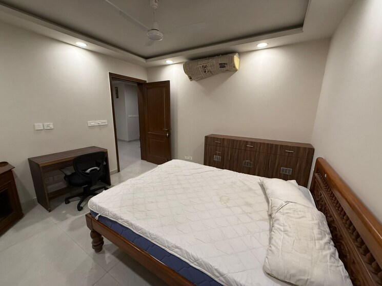 Bedroom, vasant kunj 3 Bedroom 1500 Sq.Ft. Builder Floor In Vasant Kunj Delhi 9034163
