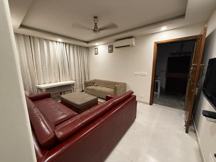 Kitchen, vasant kunj 3 Bedroom 1500 Sq.Ft. Builder Floor In Vasant Kunj Delhi 9034163