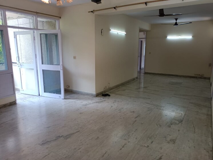 Room, telecom-city 3 Bedroom 1700 Sq.Ft. Apartment In Sector 62 Noida 9034198