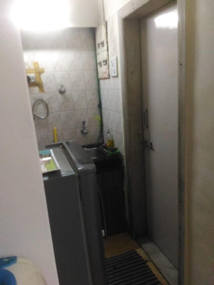 Bathroom, kukreja-center Commercial Office Space 620 Sq.Ft. In Cbd Belapur Sector 11 Navi Mumbai 9034152